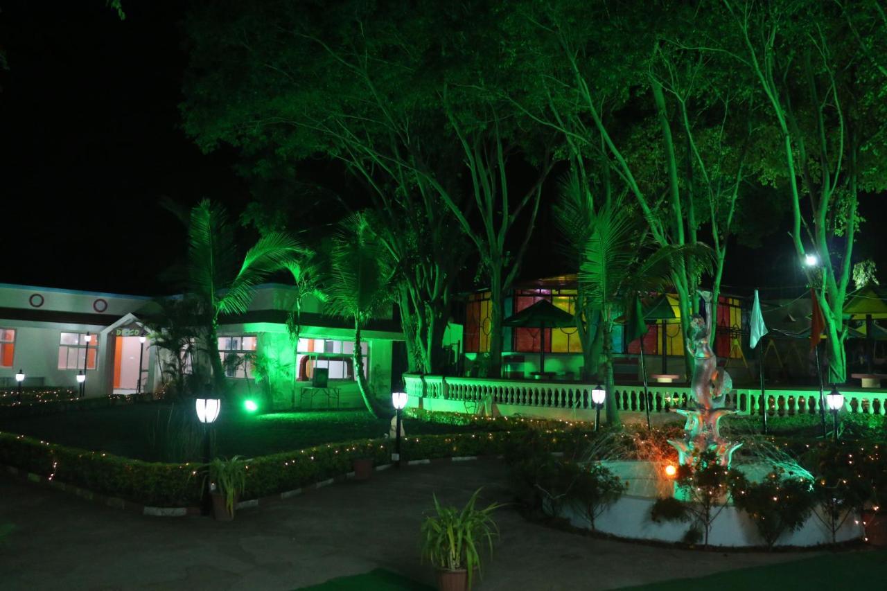 Fun And Food Resort & Holidays Harsola ภายนอก รูปภาพ