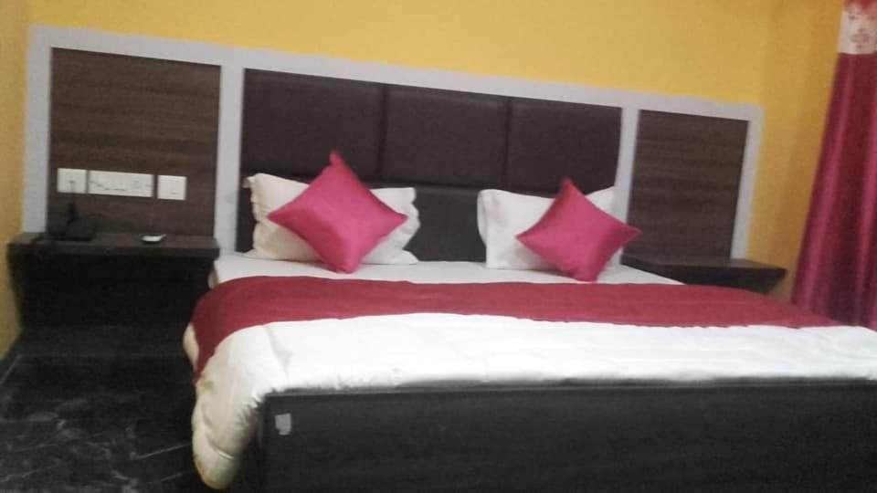 Fun And Food Resort & Holidays Harsola ภายนอก รูปภาพ